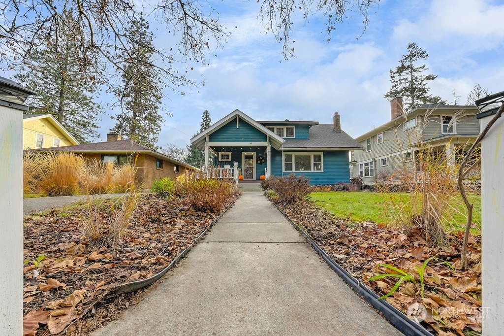 609 W 17th Avenue