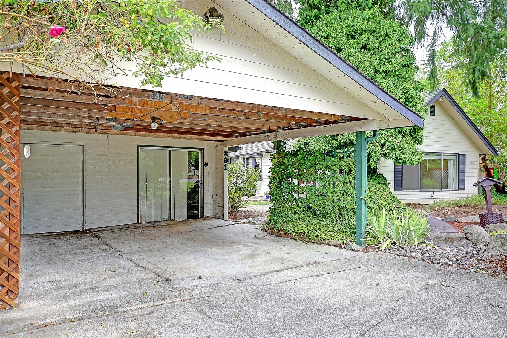 391 E Cambrae Dr Drive