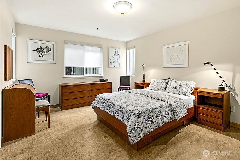1959 12th Avenue W Unit: 1S