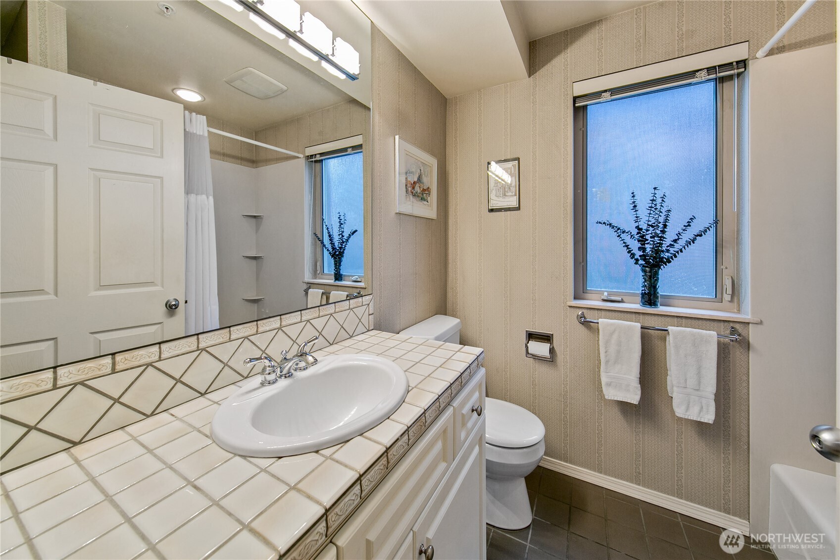 1959 12th Avenue W Unit: 1S