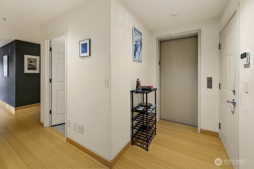 1959 12th Avenue W Unit: 1S