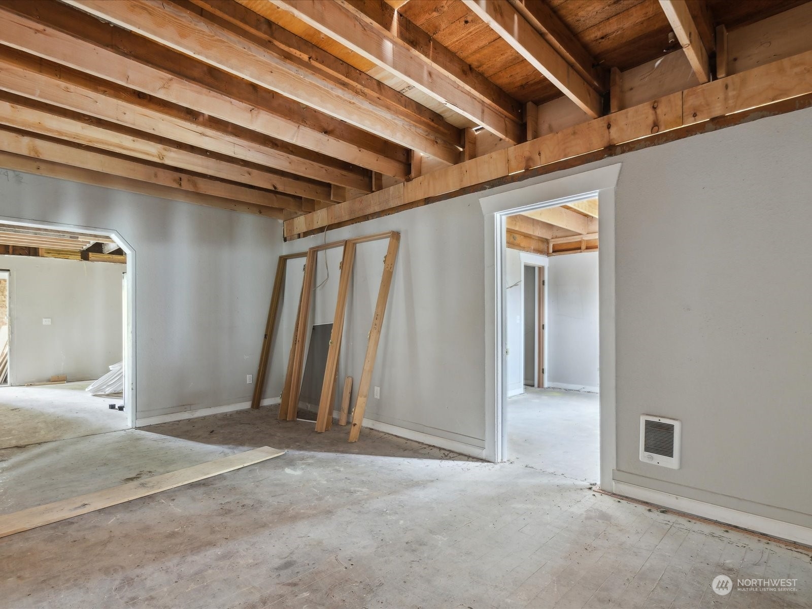 214 N lyle Street