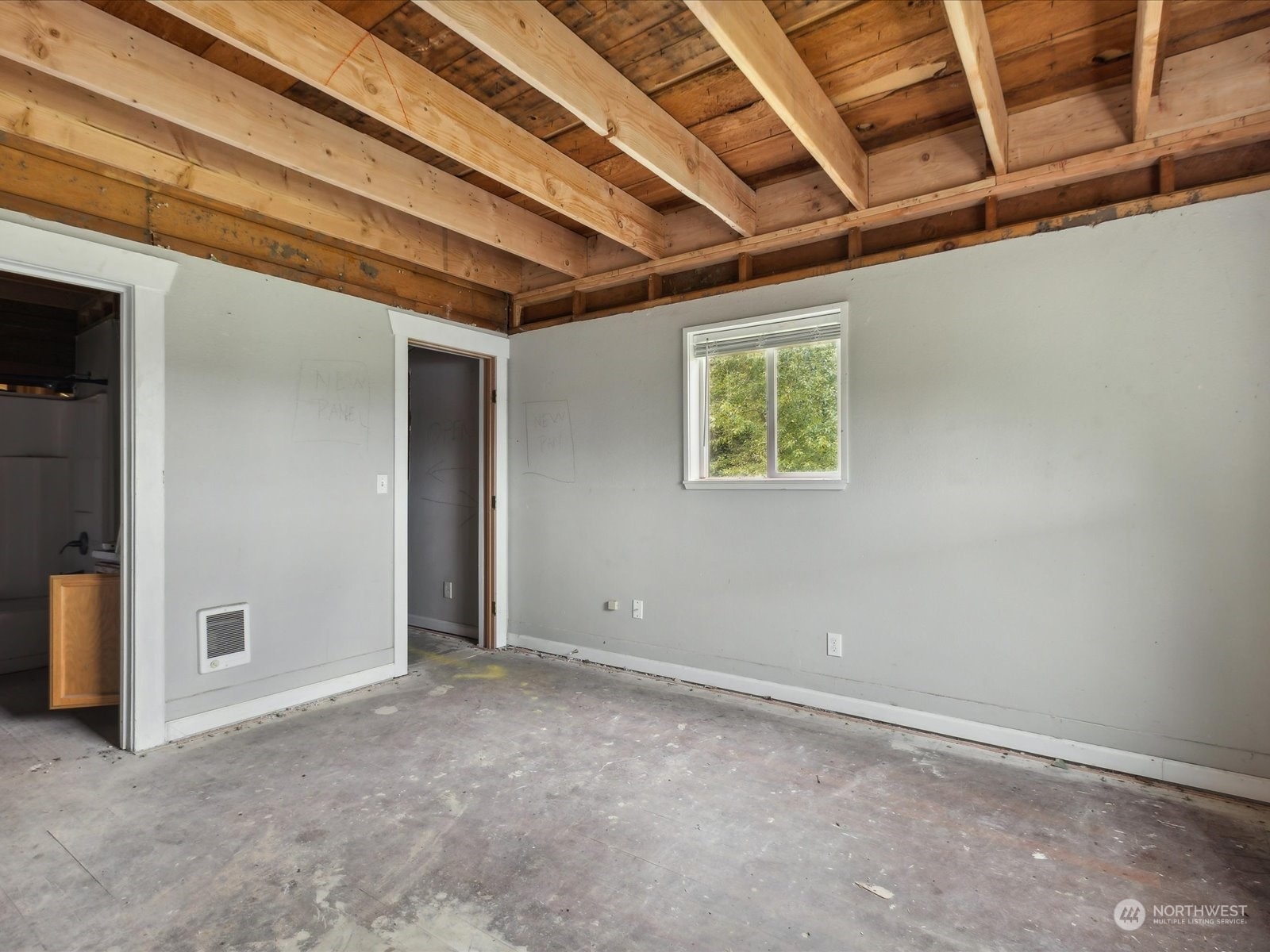 214 N lyle Street