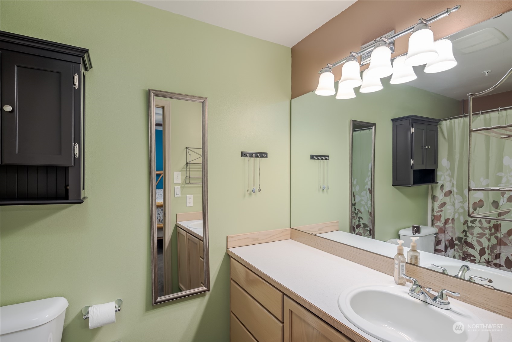 21506 50th Avenue W Unit: B2