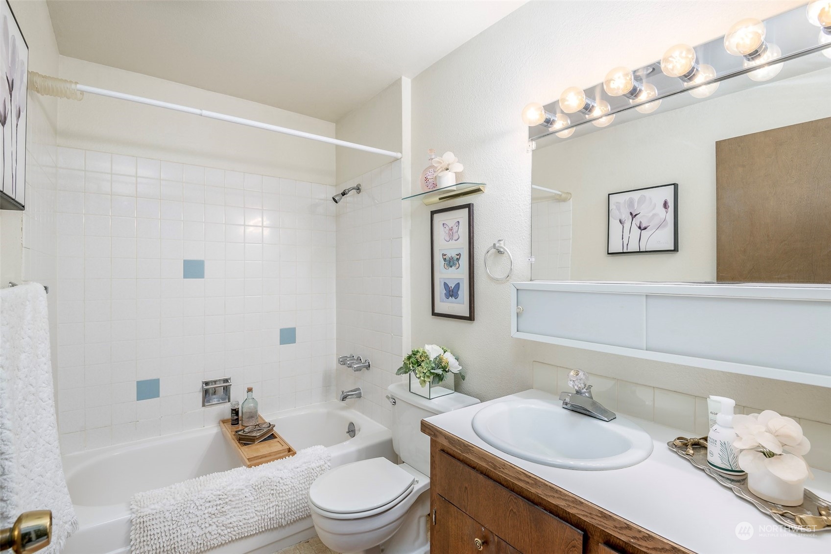 220 SW 200th Street Unit: 170