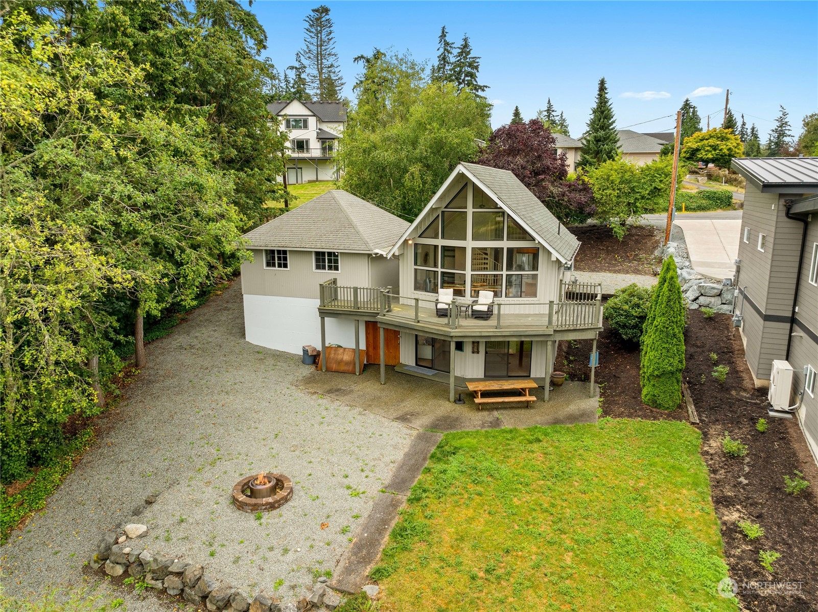 335 Lochwood Drive