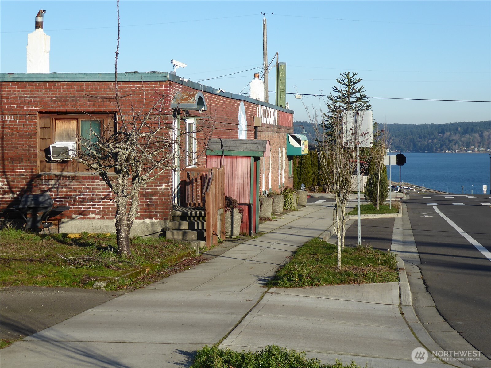 5302 N 49th Street
