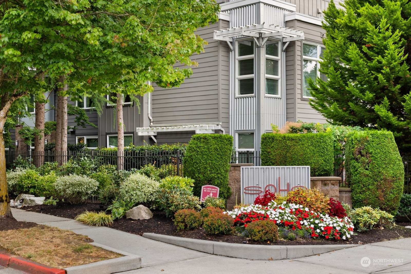 521 7th Avenue Unit: 103