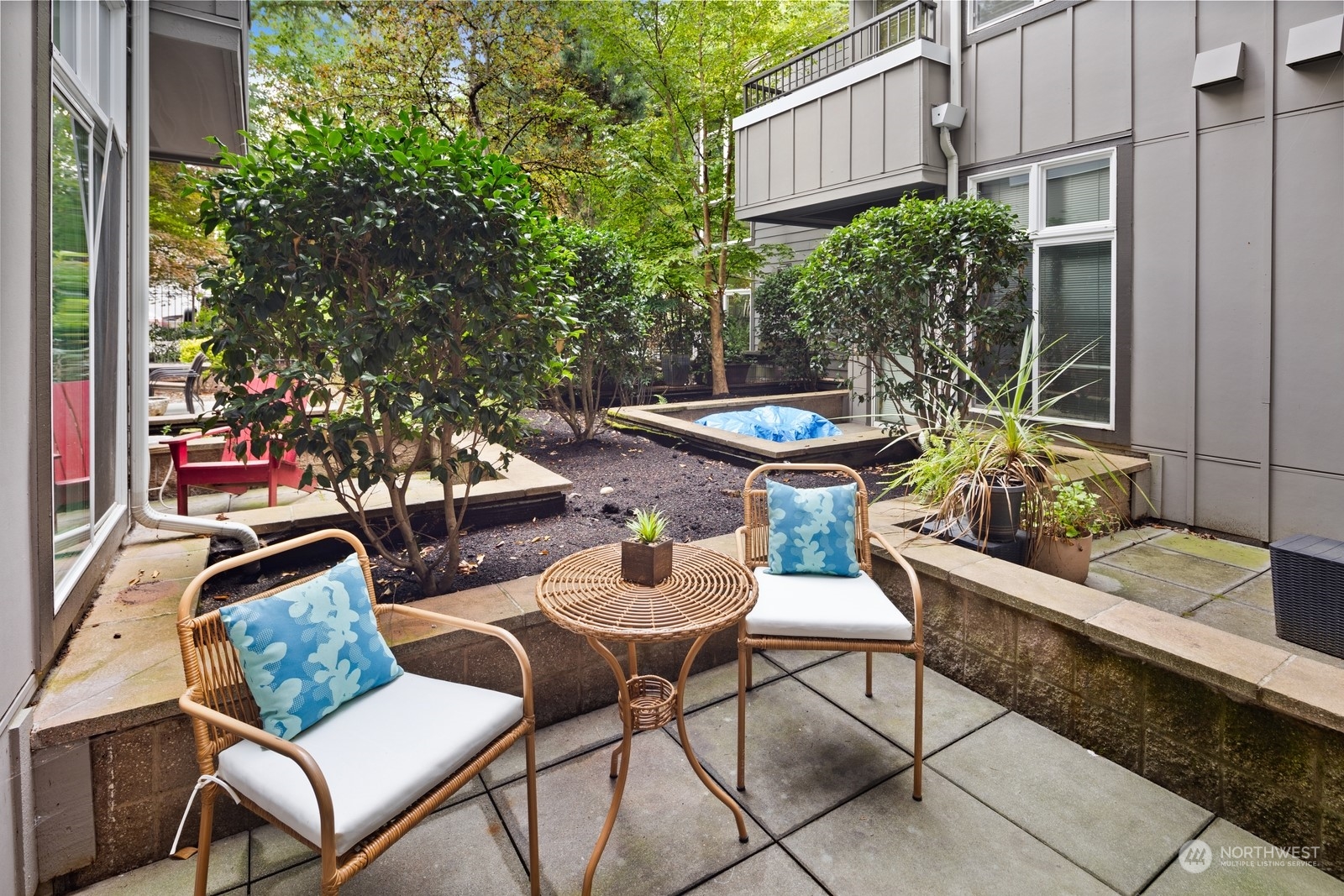 521 7th Avenue Unit: 103