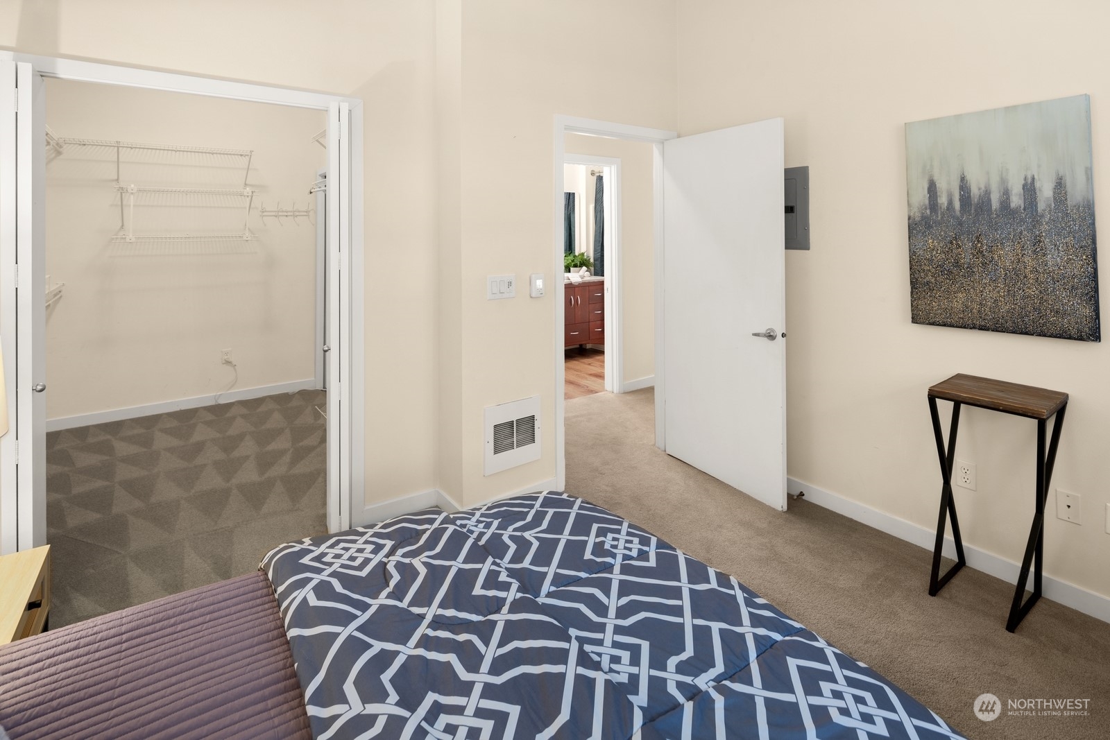 521 7th Avenue Unit: 103