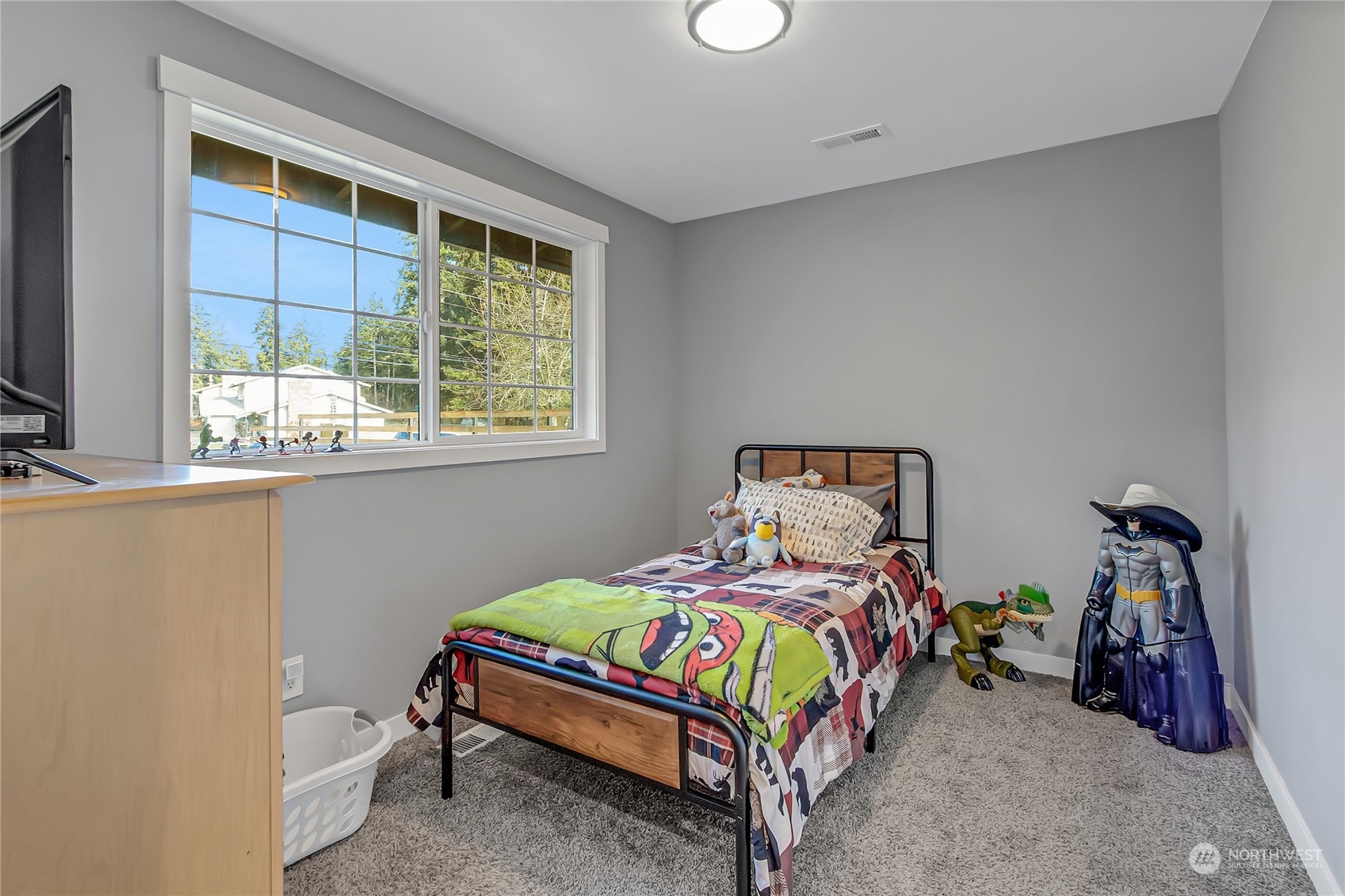 5138 Mathias Road E