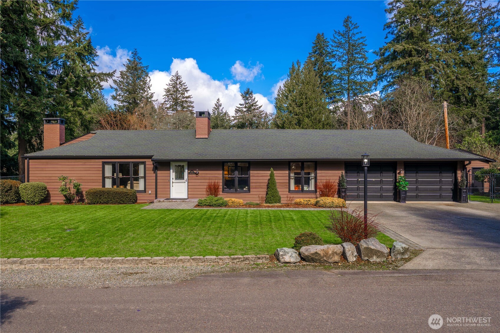 55 Loch Lane SW