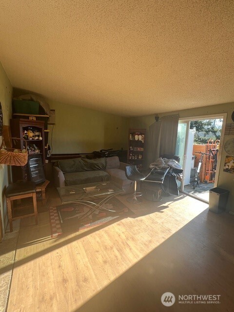 120 Aspen Lane S
