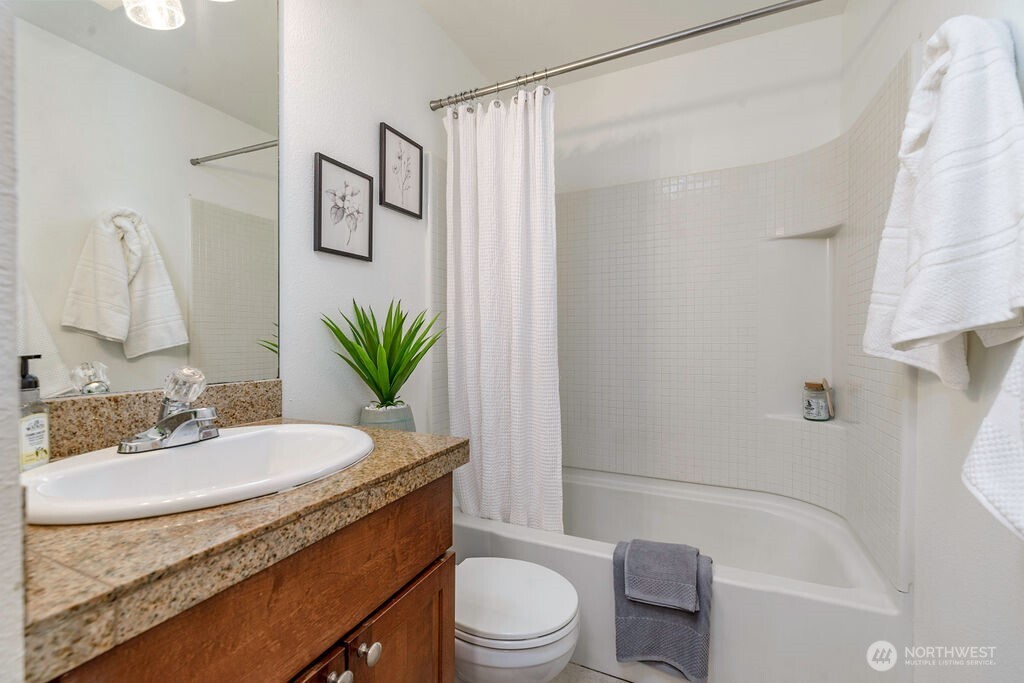1102 S 27th Street Unit: C105
