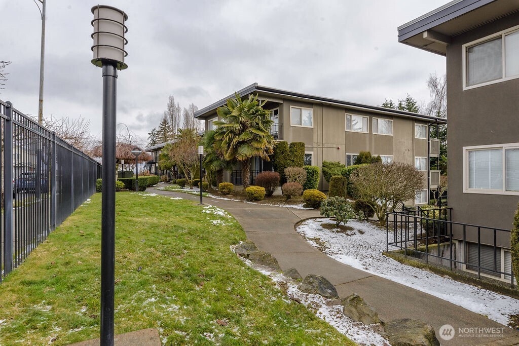 1102 S 27th Street Unit: C105