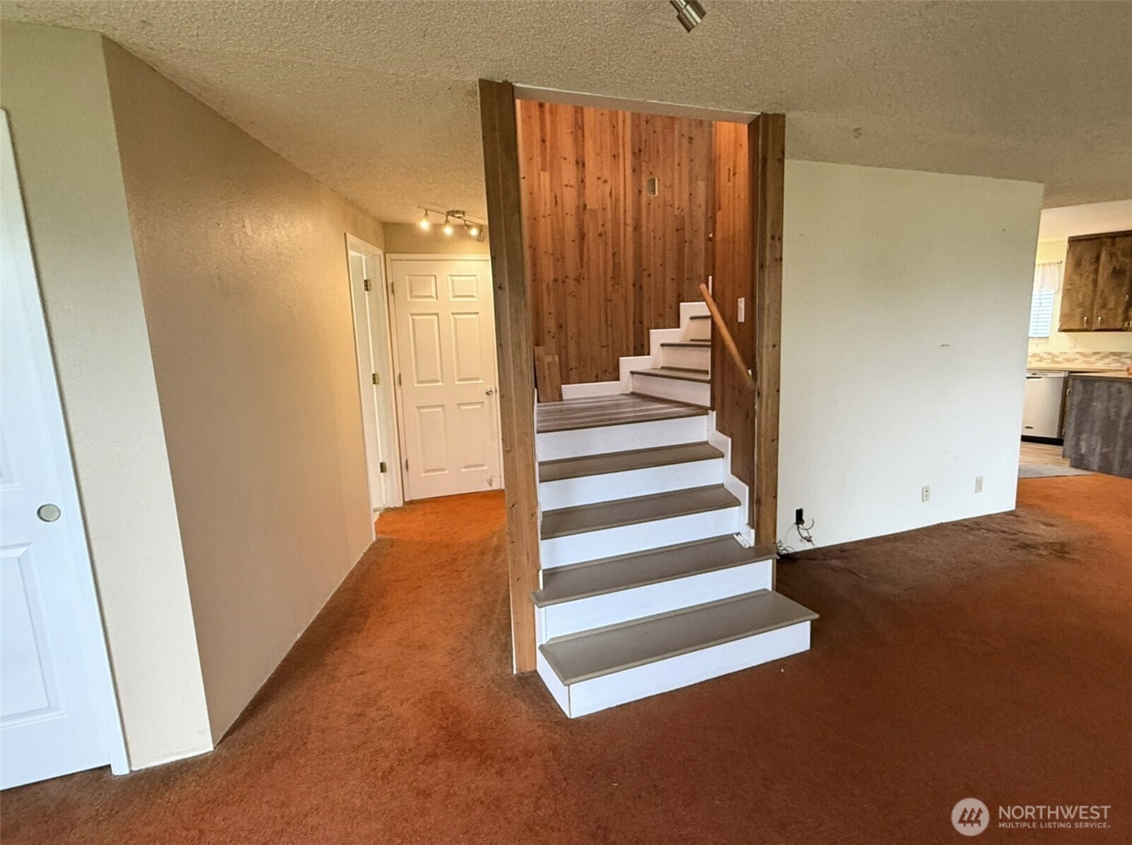 607 Quinault Avenue SE