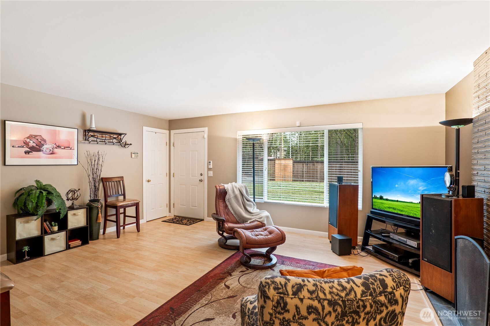 13427 Redmond Way