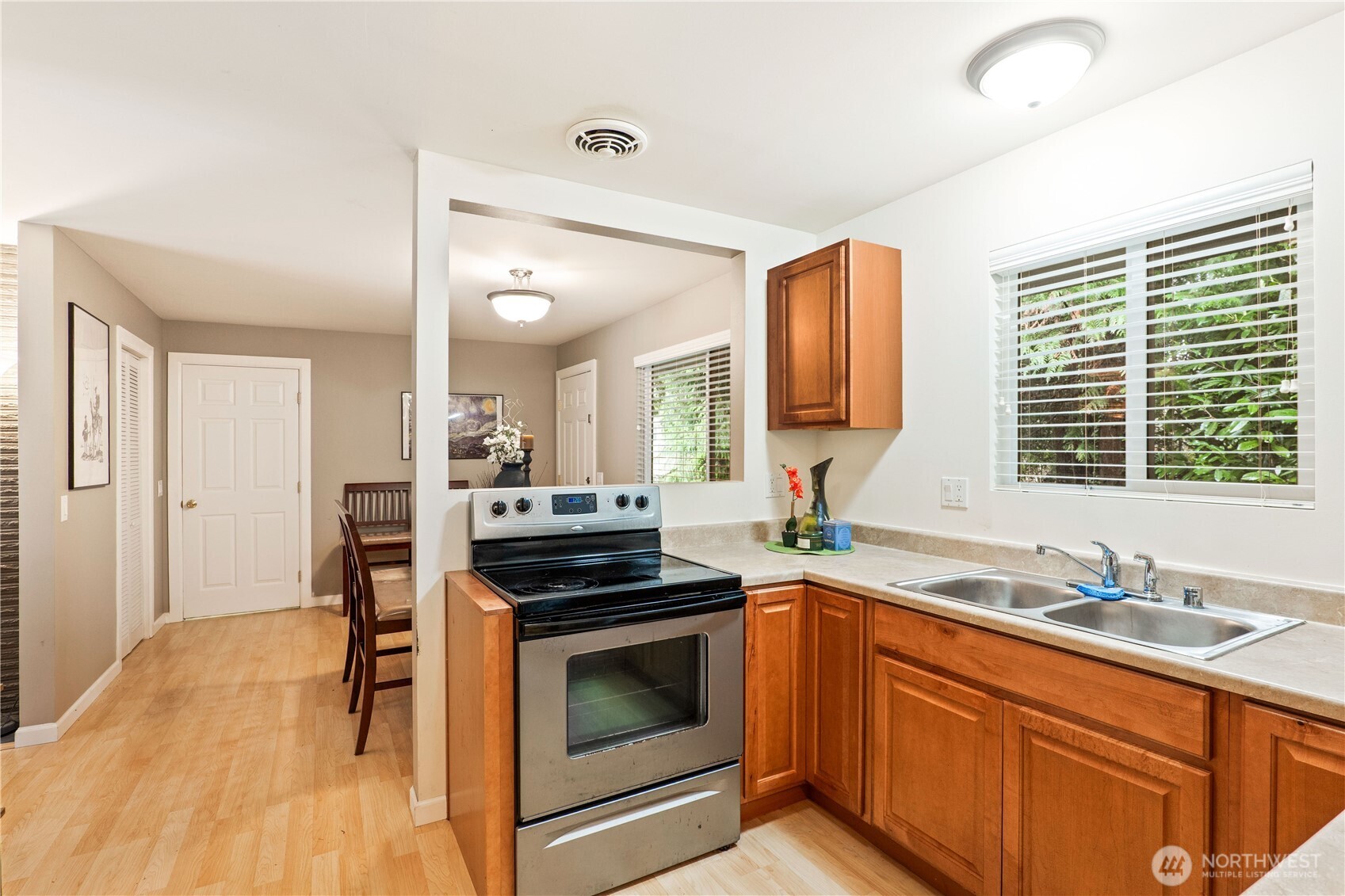 13427 Redmond Way