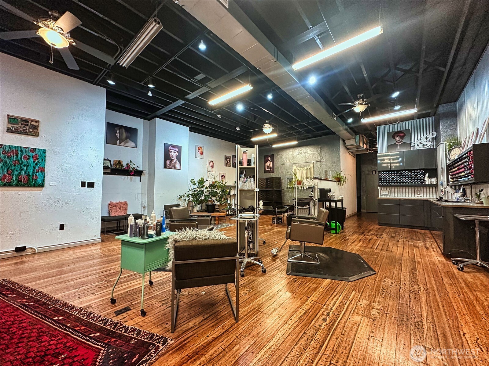 111 2nd Avenue S
