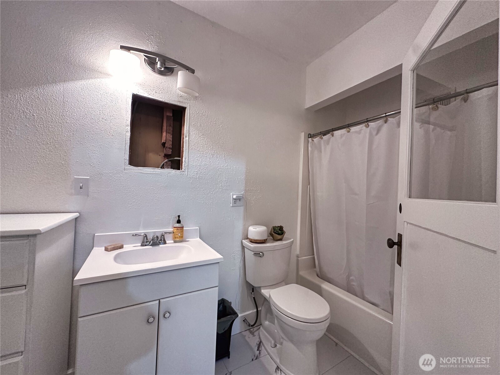 111 2nd Avenue S