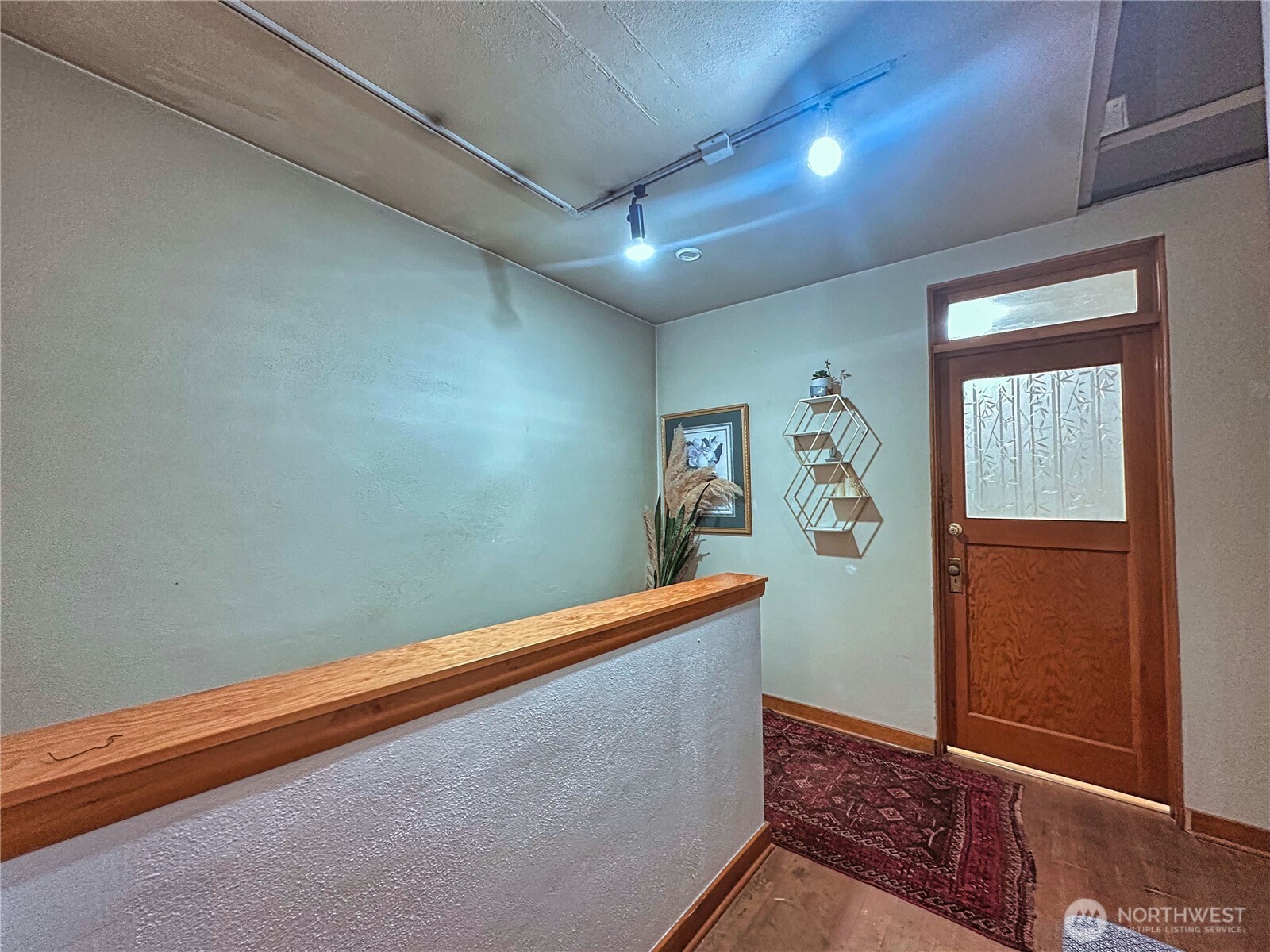 111 2nd Avenue S