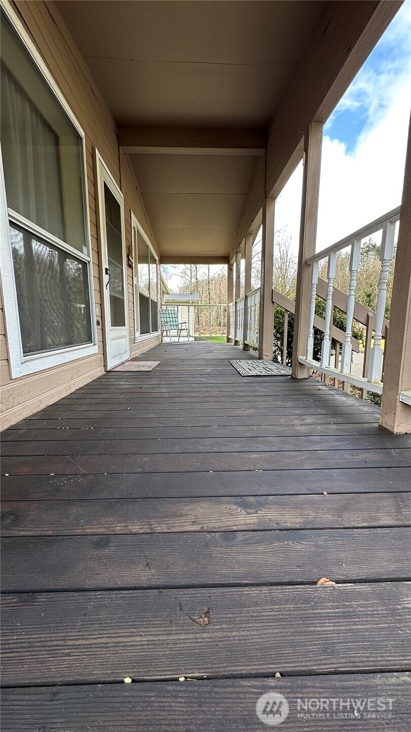 1313 W Cota Street Unit: 32