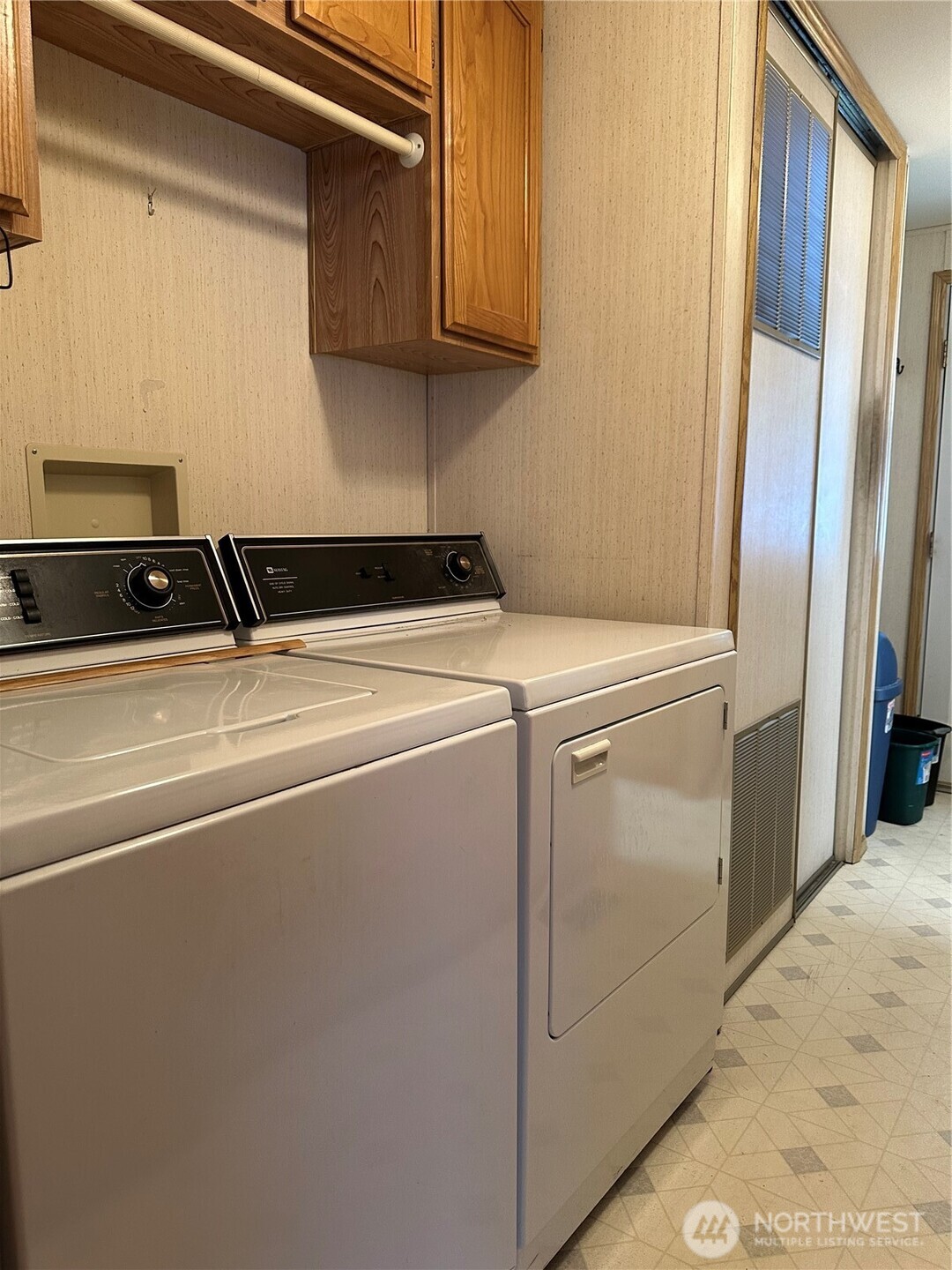 1313 W Cota Street Unit: 32