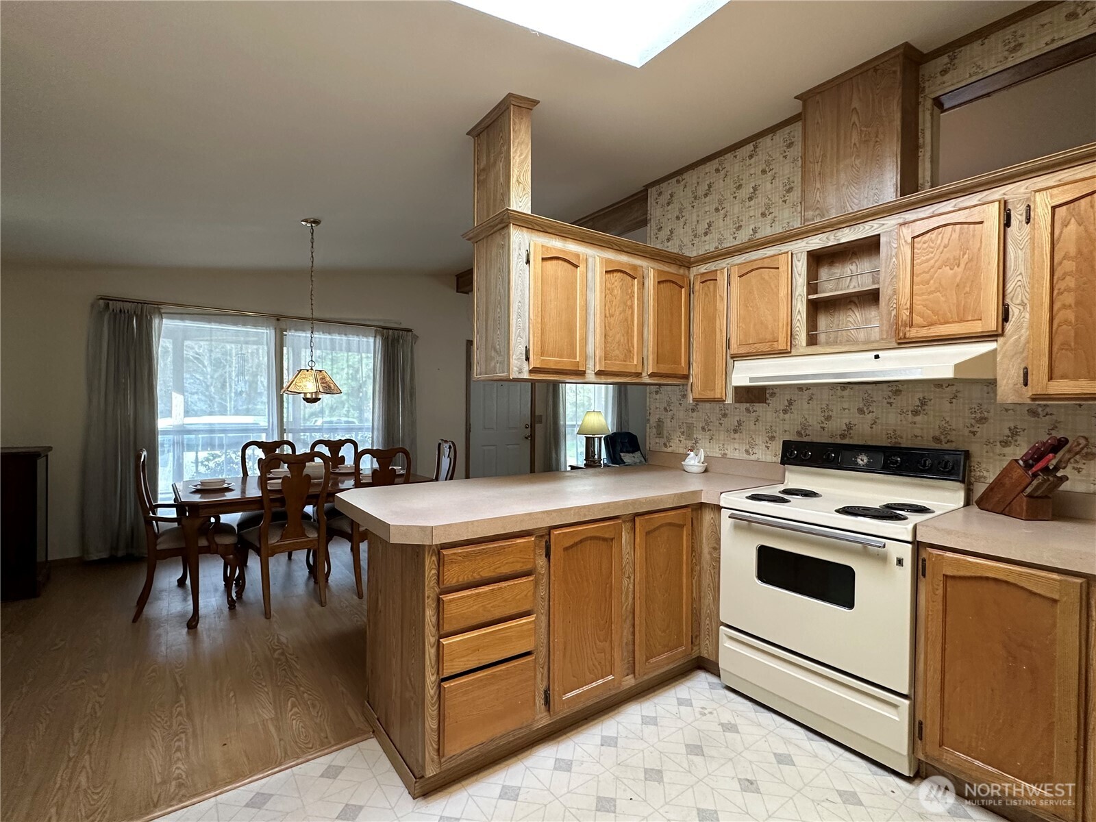 1313 W Cota Street Unit: 32