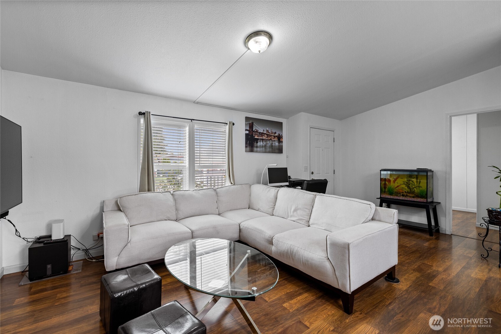 904 SE C St