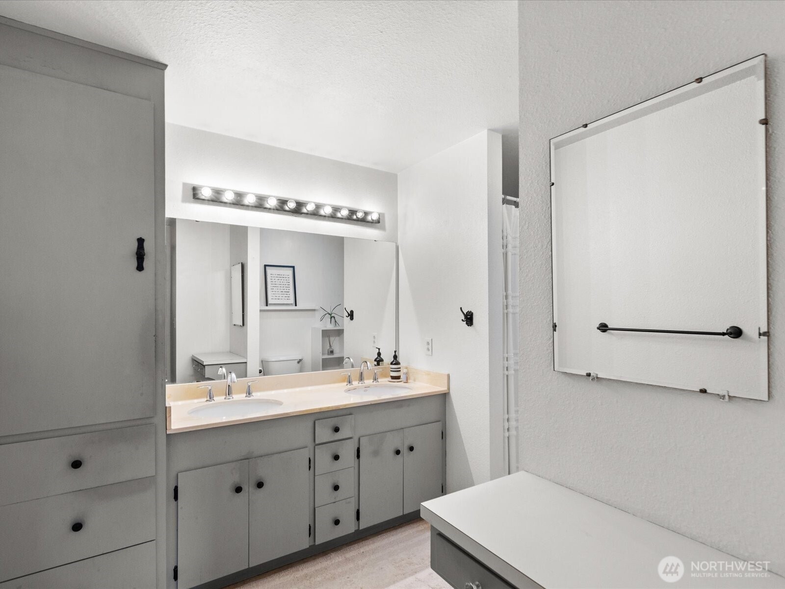 12492 Gwen Drive Unit: 8