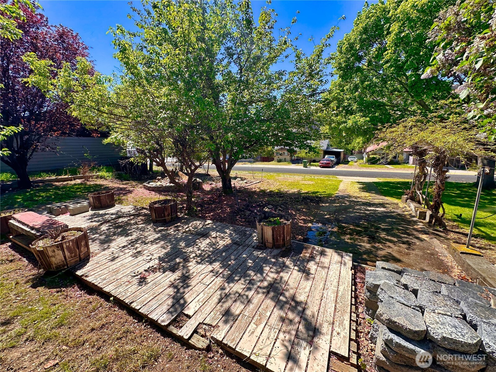 605 Aspen Street