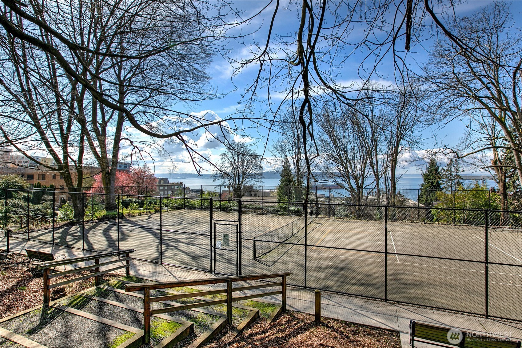 275 W Roy Street Unit: 415