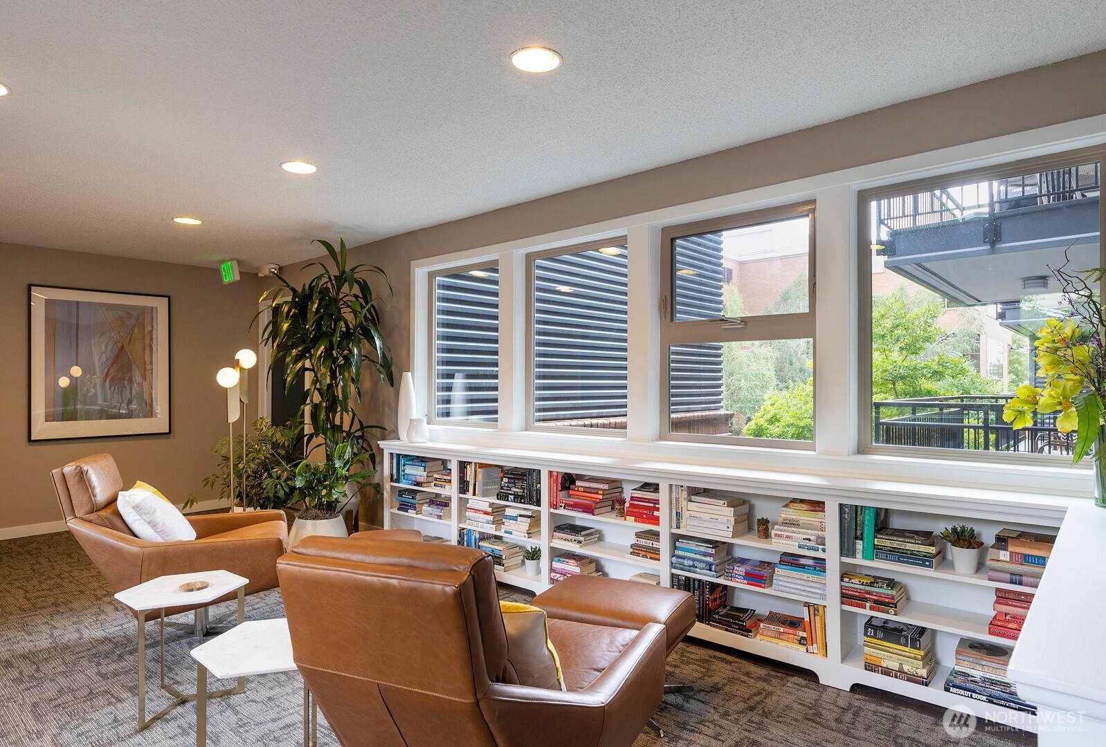 275 W Roy Street Unit: 415