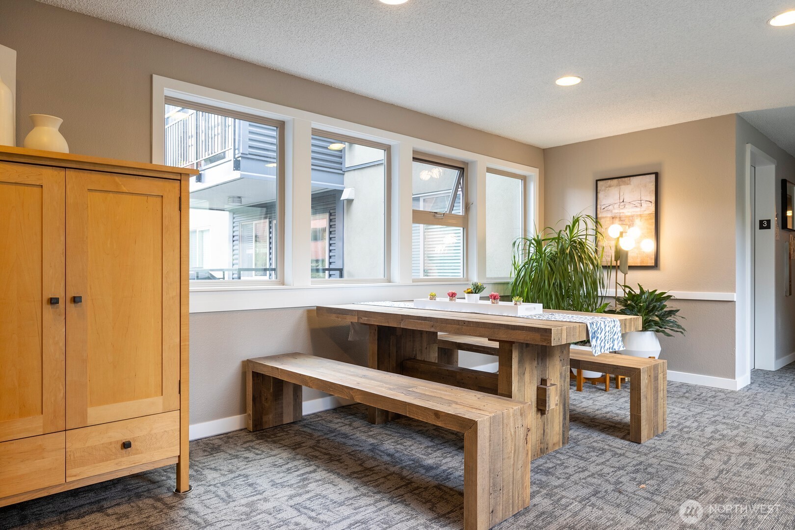 275 W Roy Street Unit: 415