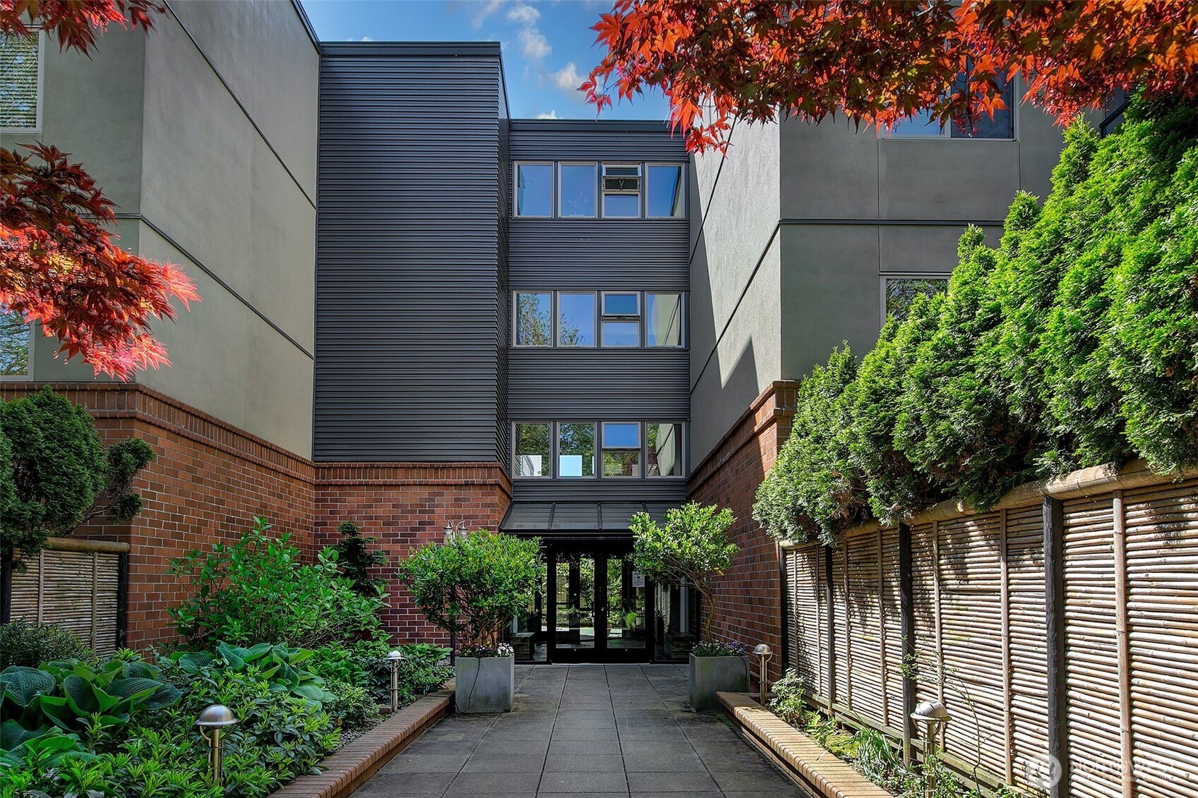 275 W Roy Street Unit: 415