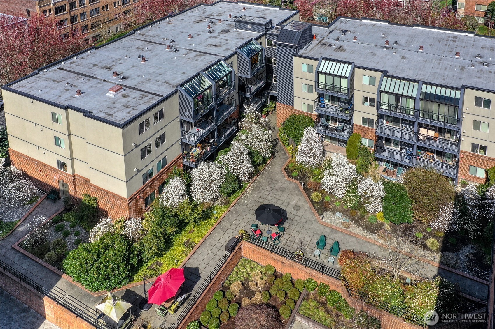 275 W Roy Street Unit: 415