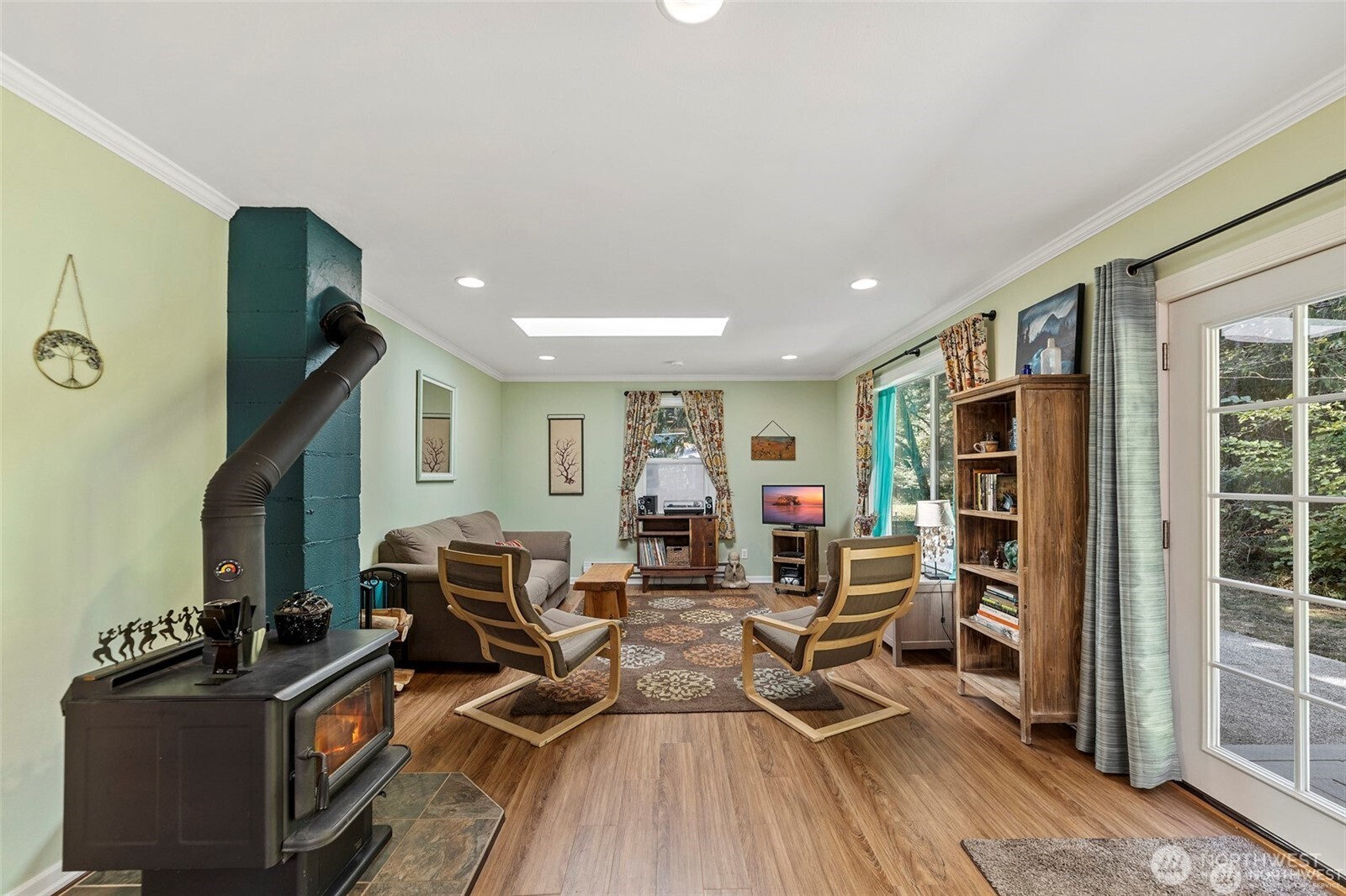 7895 Silver Lake Rd