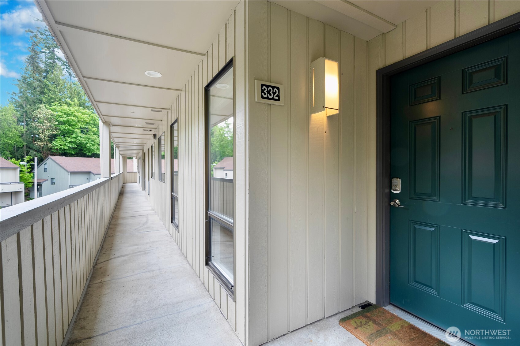 10819 NE 37th Place Unit: 332