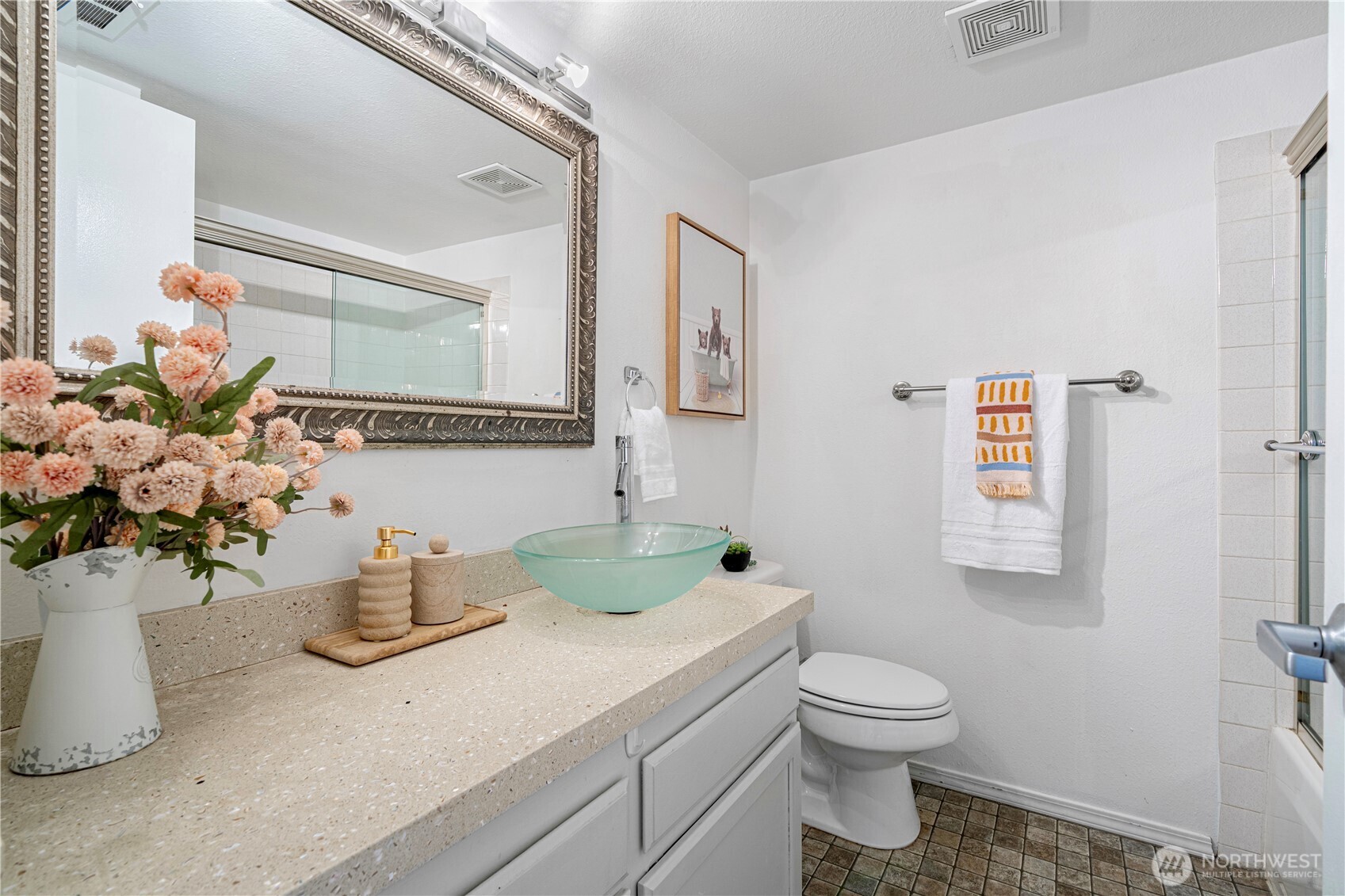 10819 NE 37th Place Unit: 332