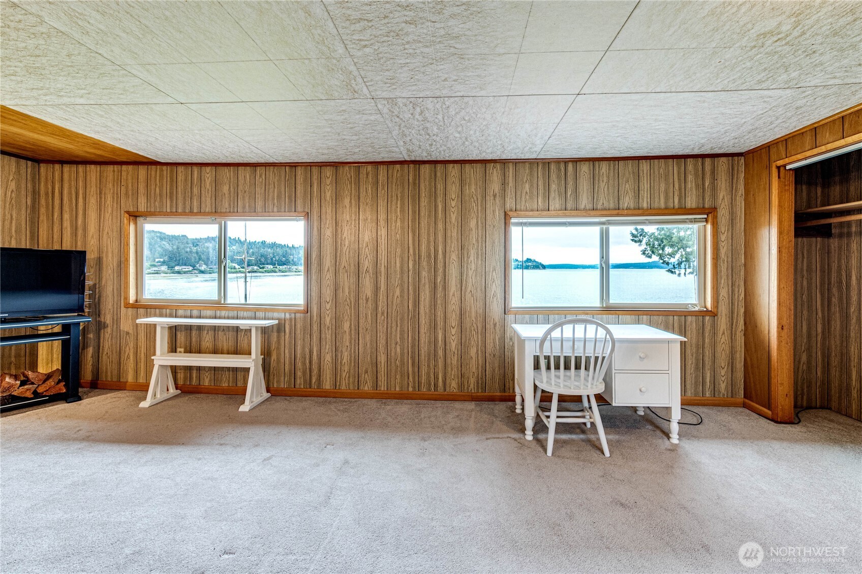 833 S Point Road