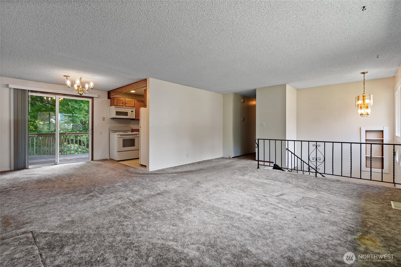22508 W 51 st Ave