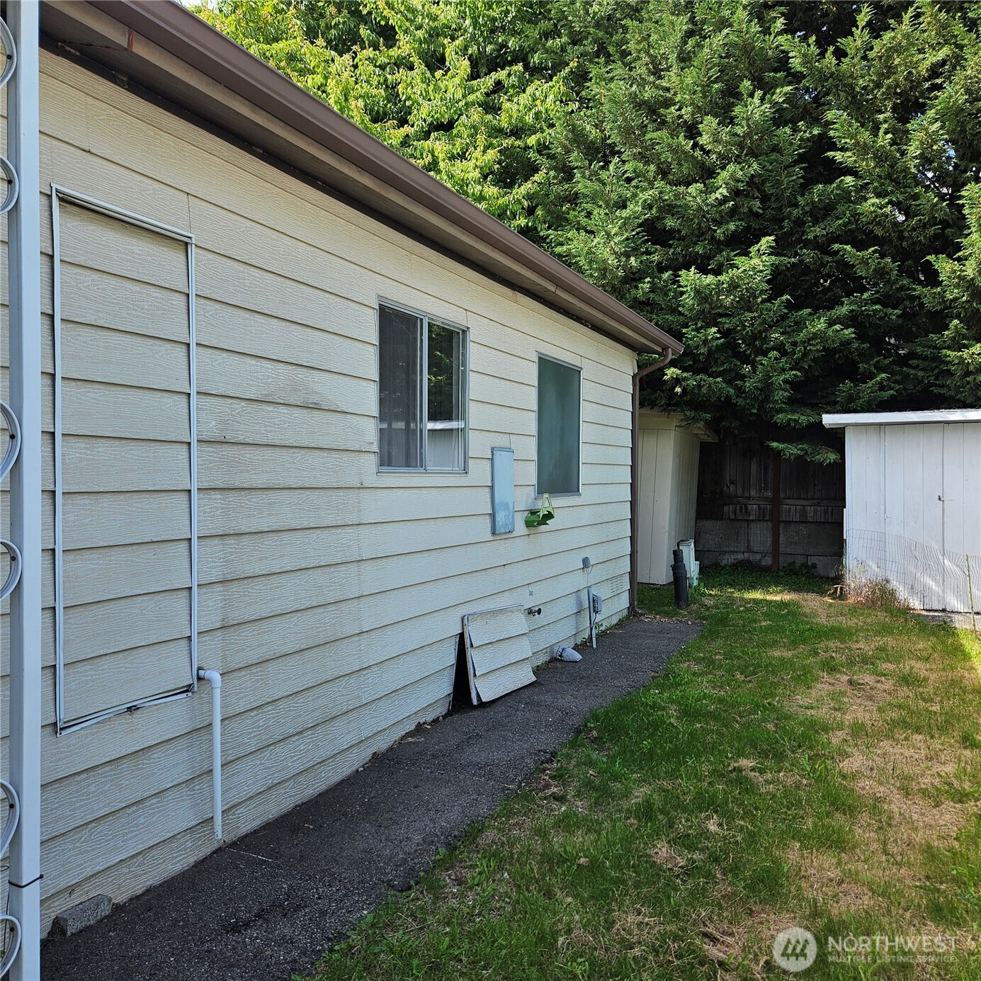 7031 NE 175th Street Unit: 20