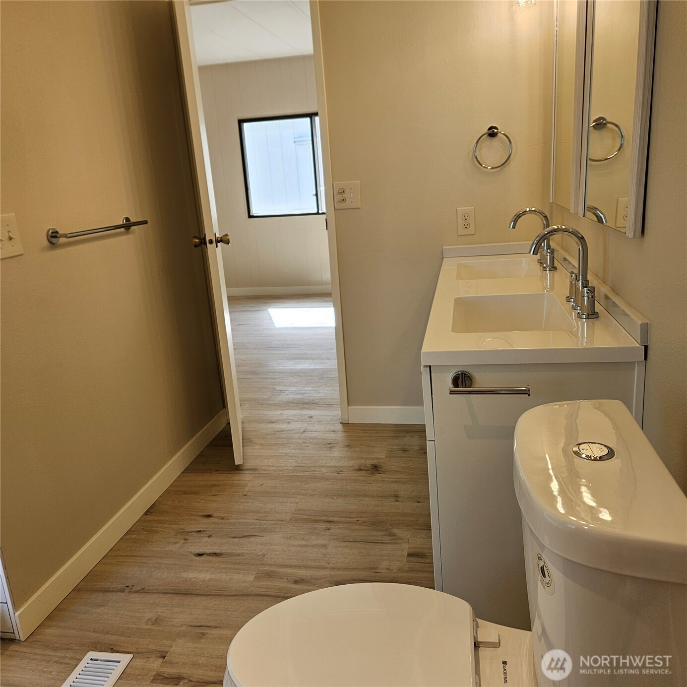 7031 NE 175th Street Unit: 20