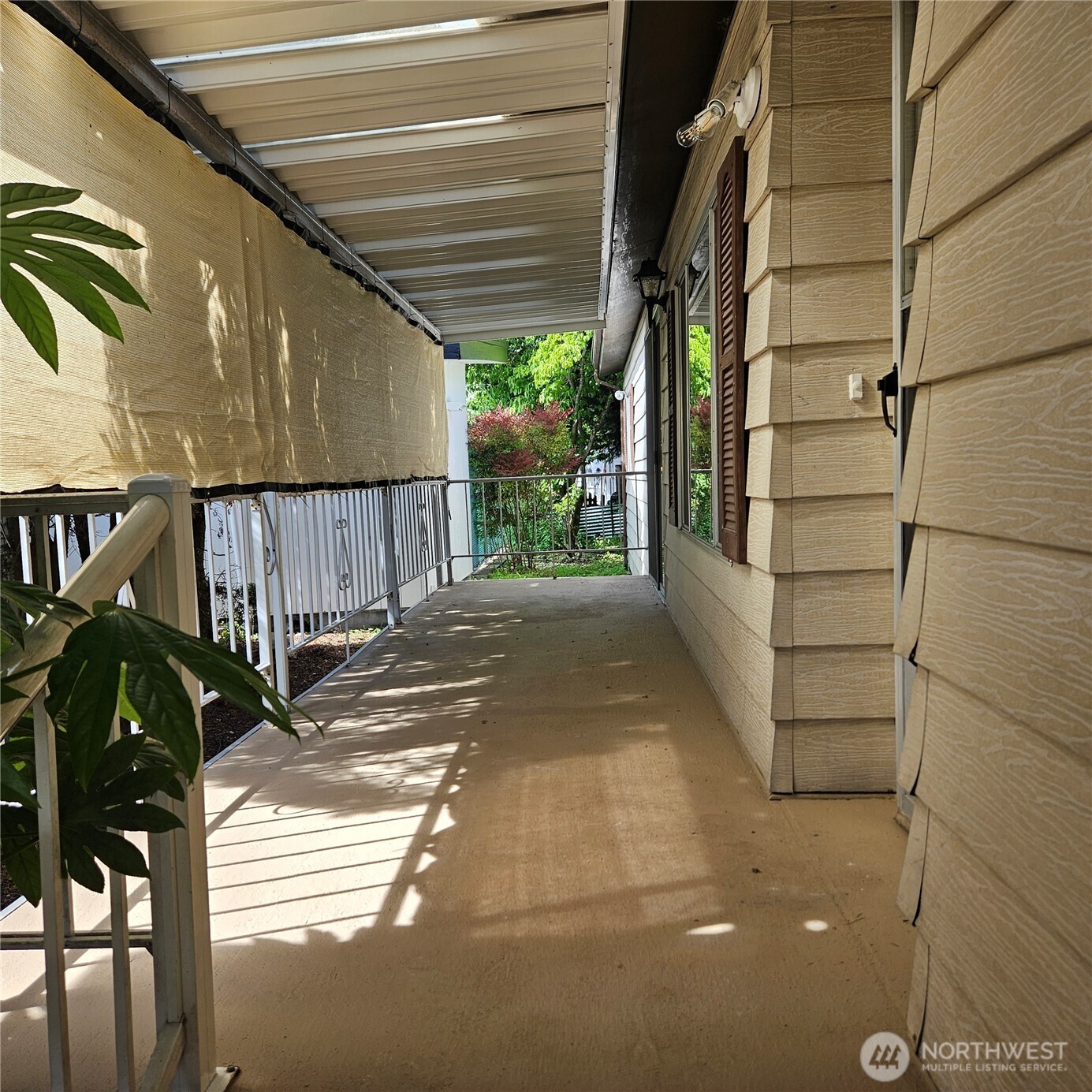 7031 NE 175th Street Unit: 20