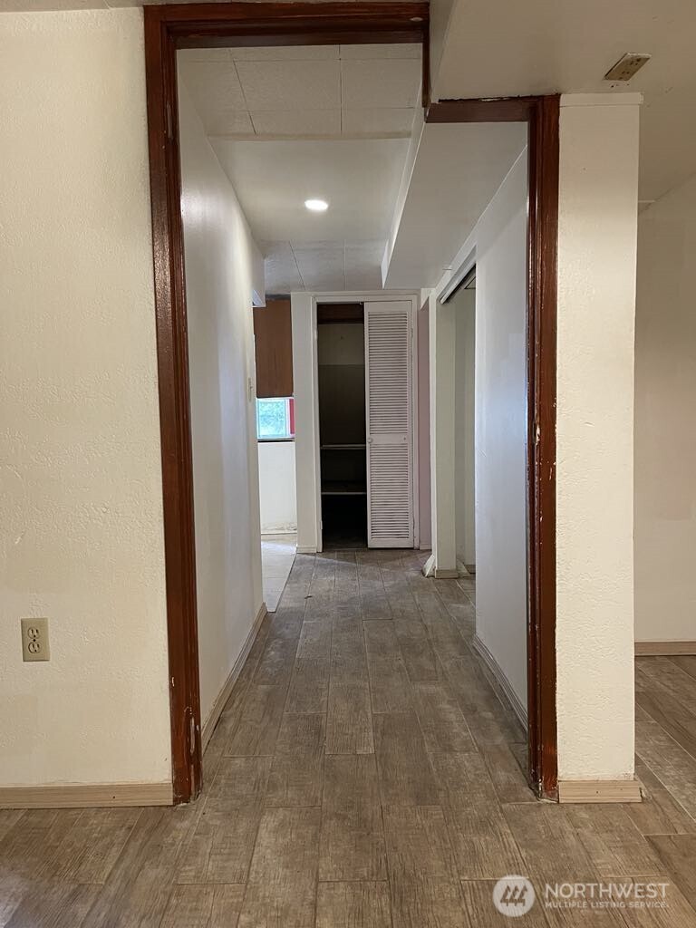 27 SW 102 Street
