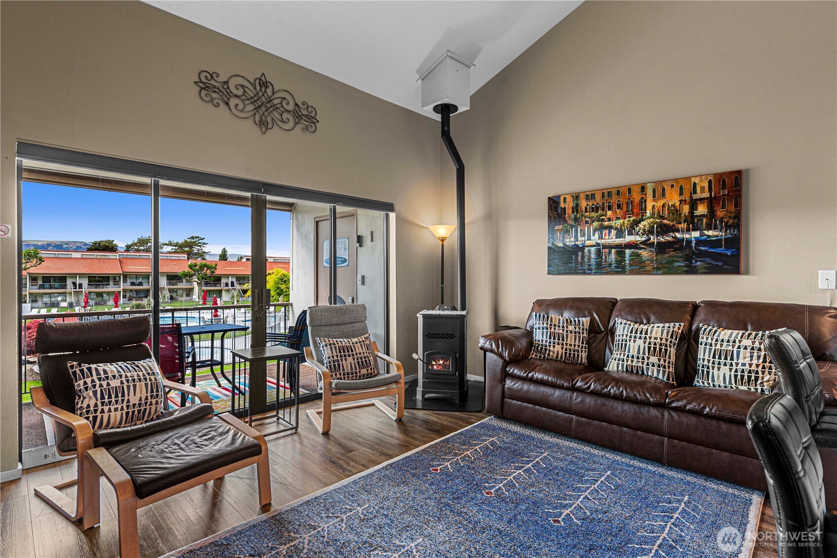 8903 Crescent Bar Road NW Unit: 18