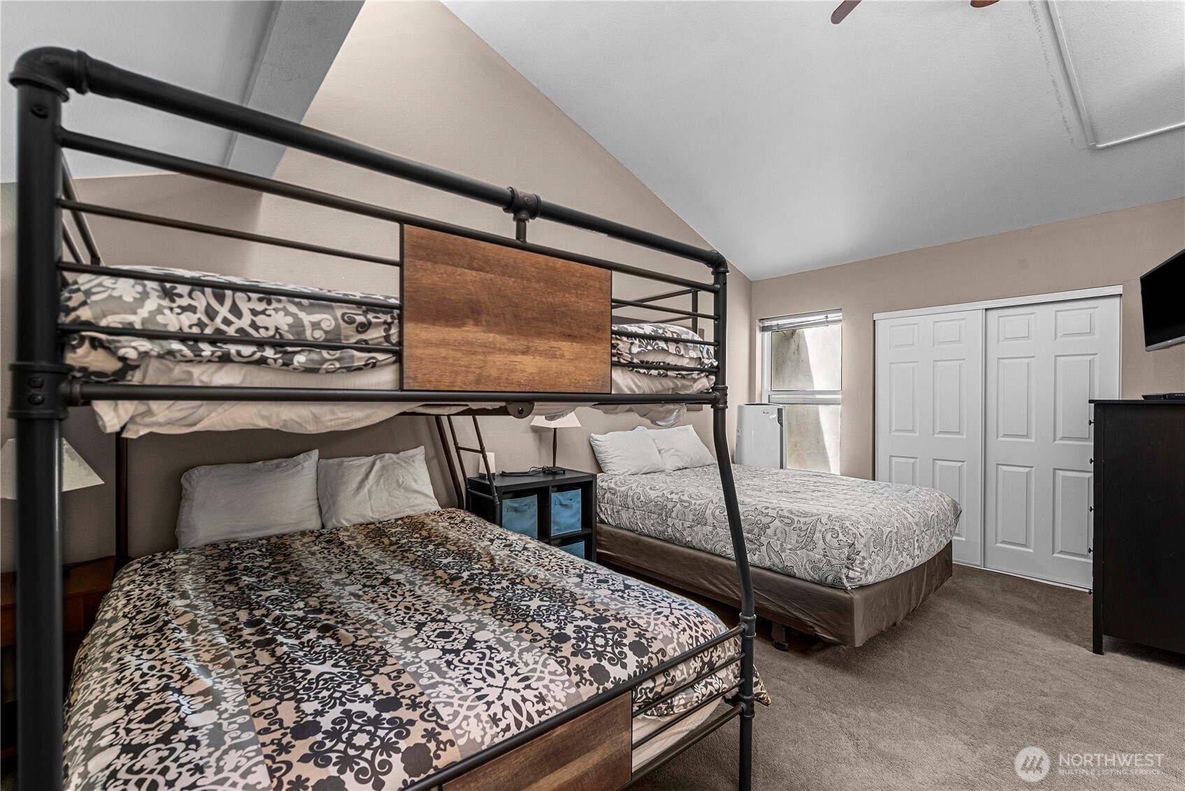 8903 Crescent Bar Road NW Unit: 18