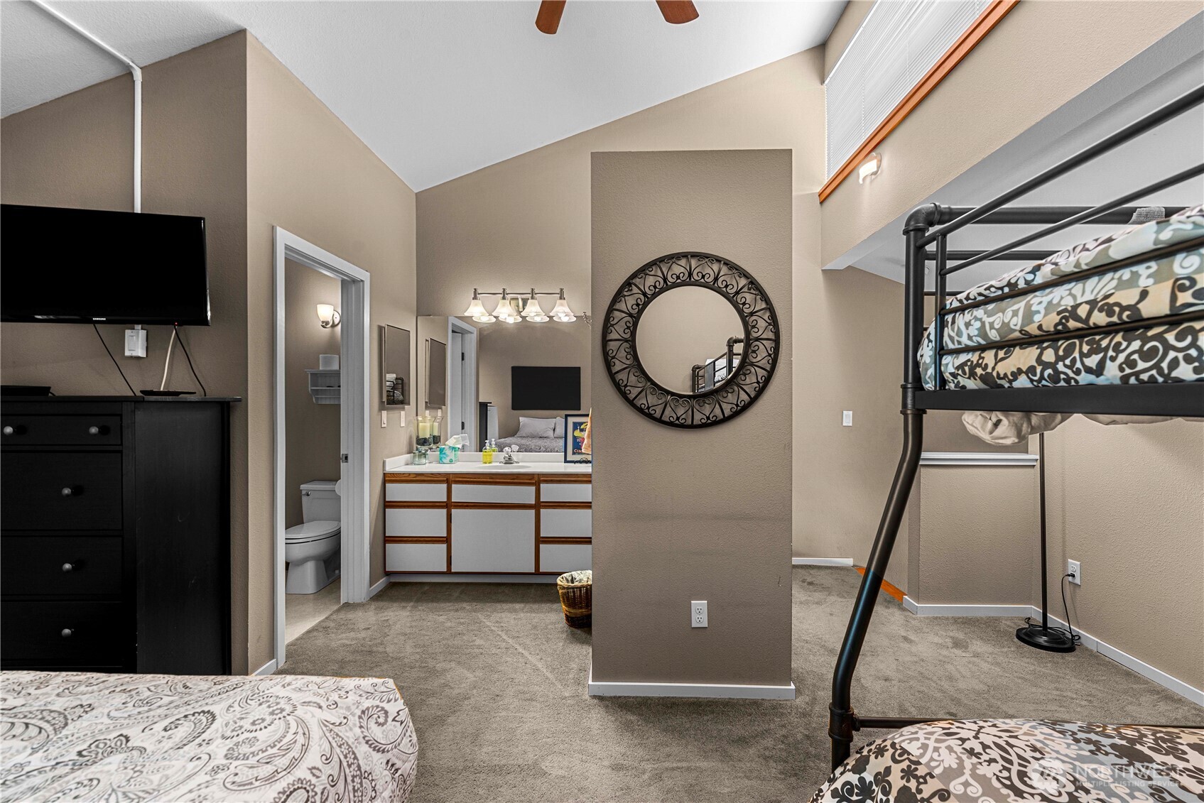 8903 Crescent Bar Road NW Unit: 18
