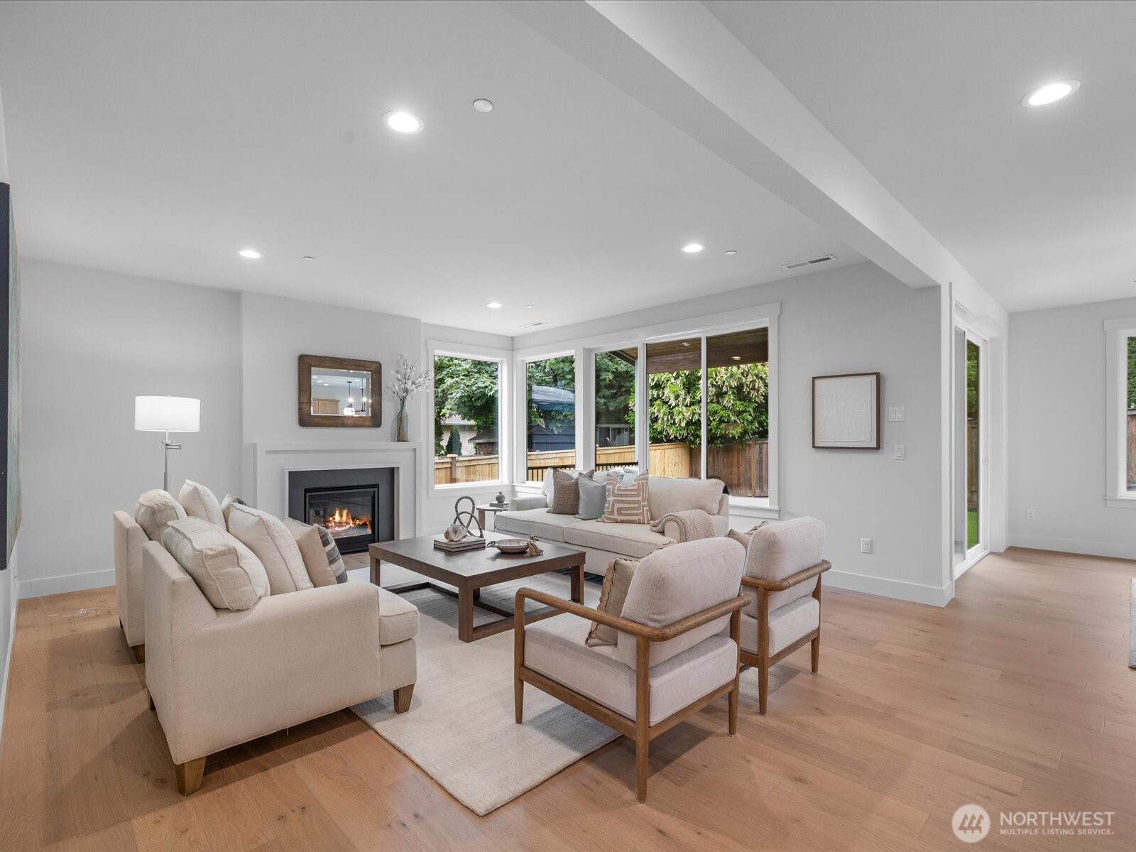 15820 Juanita Drive NE
