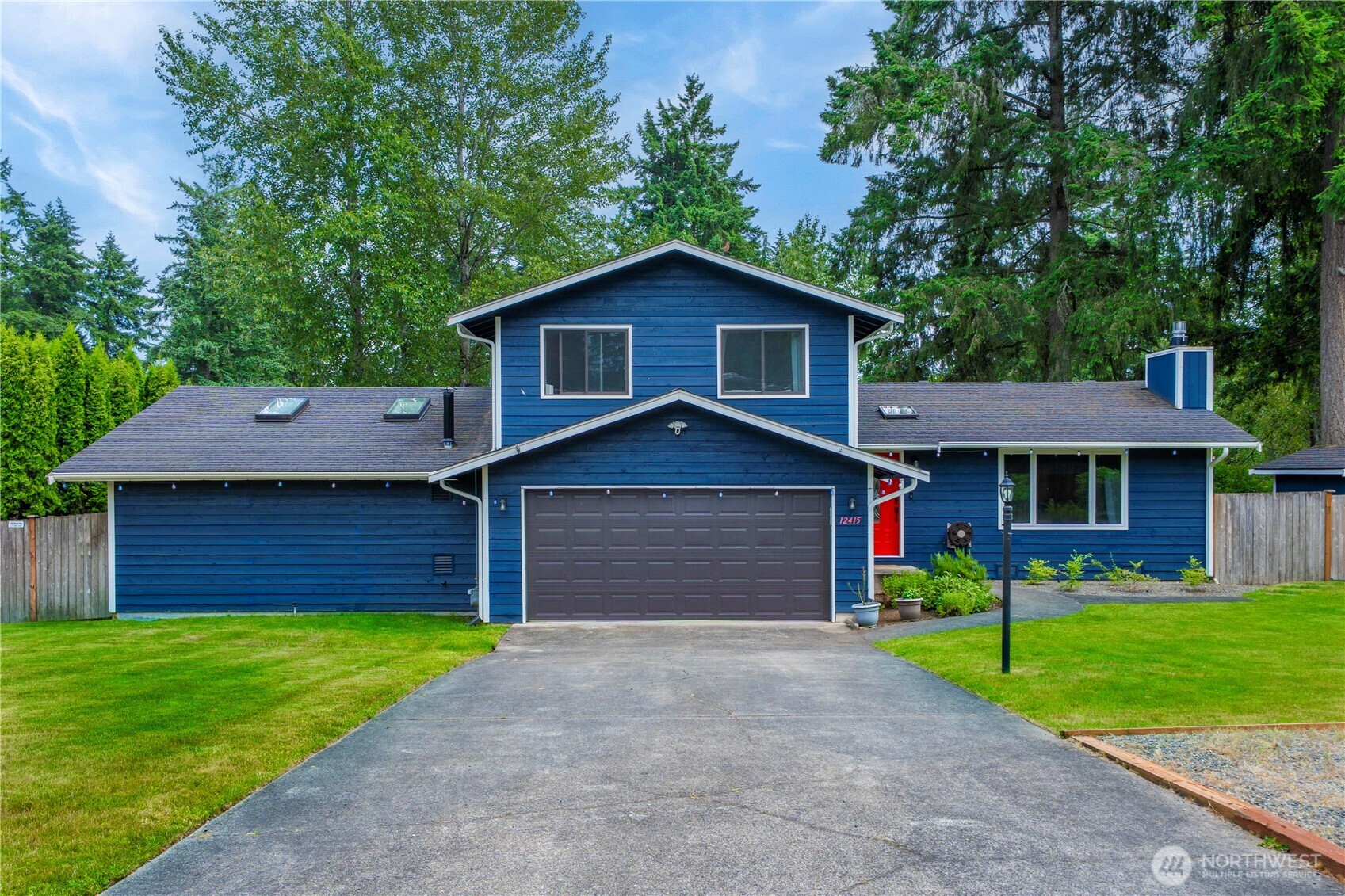 12415 Edgemere Drive SW